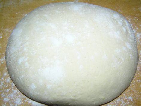 krumlis_kenyer_keszitese_2.jpg
