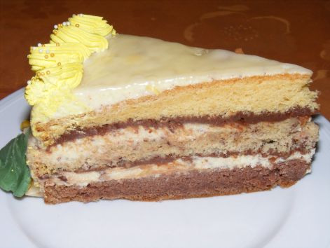 mandulas_marcipanos_torta_7.jpg